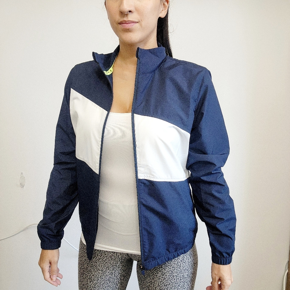 Puma Golf Women's Standard First Mile Wind Jacket